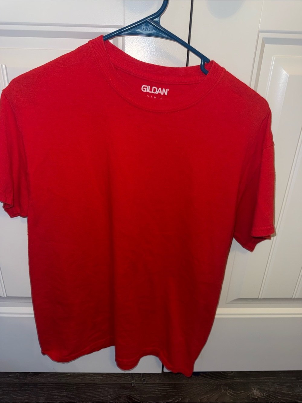 3 Gildan Unisex Medium T-Shirt Lot (Red, Grey, White)